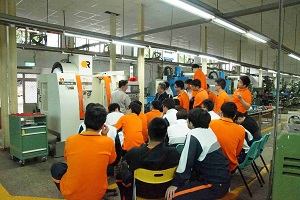 activity: 10504機械科同學CNC教育訓練課程